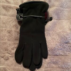 Black Deerskin Gloves with Adjustable Strap size Medium NWT